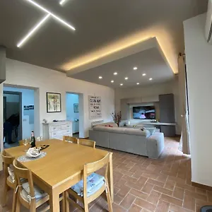 very-nice-flat-in-lerici-5-terre.hotelitalianriviera.com/