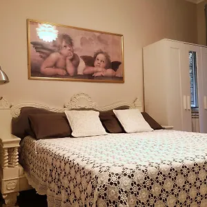 alfieri-home-holiday.it-romehotels.com/